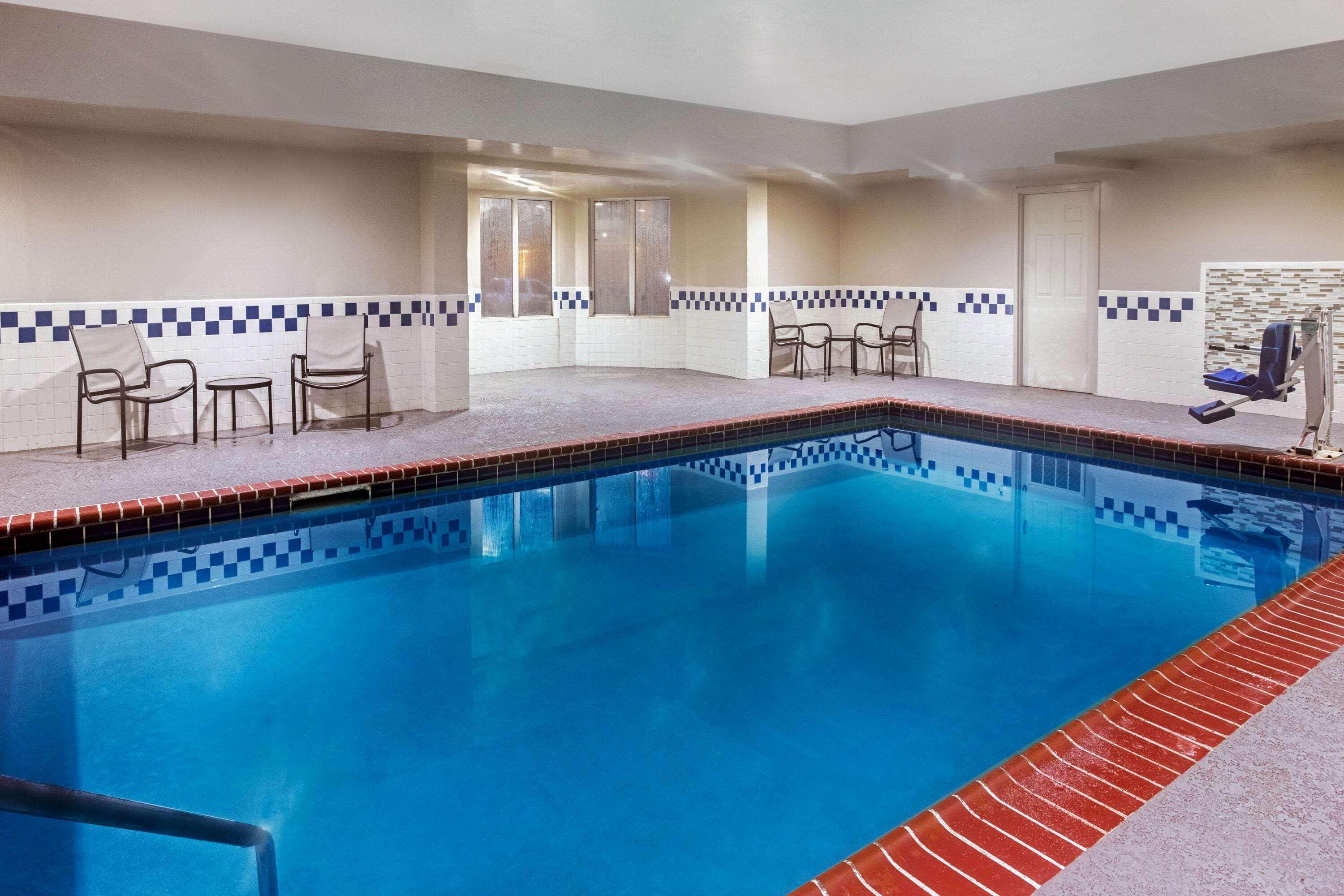 La Quinta By Wyndham Hopkinsville Bagian luar foto